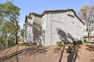 Photo #1: 2645666 Listing 