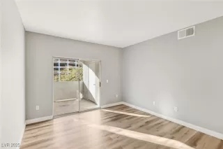 Photo #3: 2645666 Listing 