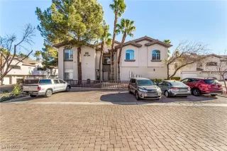 Photo #1: 2645720 Listing