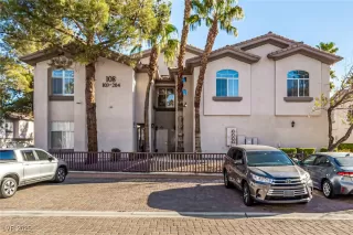 Photo #2: 2645720 Listing