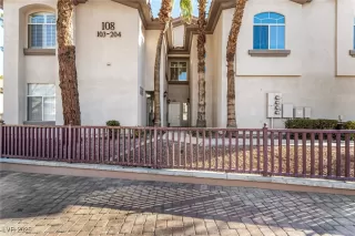 Photo #5: 2645720 Listing