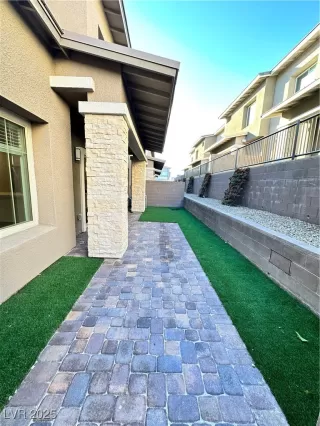 Photo #4: 2645727 Listing 