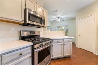 Photo #3: 2645759 Listing 