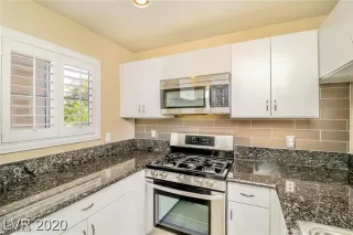 Photo #2: 2645793 Listing 