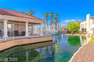 Photo #3: 2645793 Listing 