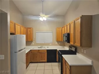 Photo #6: 2645805 Listing 