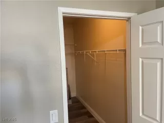 Photo #6: 2645861 Listing 