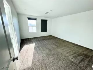 Photo #5: 2645889 Listing 