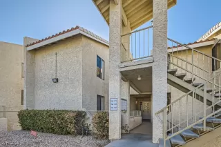 Photo #2: 2645894 Listing