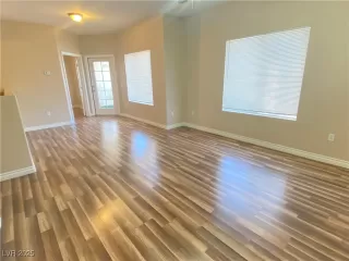 Photo #1: 2645919 Listing 