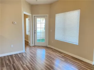 Photo #4: 2645919 Listing 