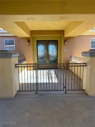 Photo #2: 2645926 Listing 