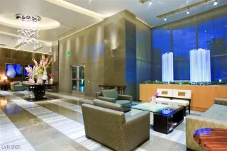 Photo #6: 2645951 Listing