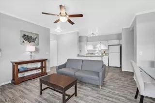 Photo #2: 2645971 Listing 