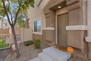 Photo #3: 2646080 Listing 