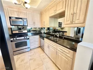 Photo #4: 2646208 Listing 
