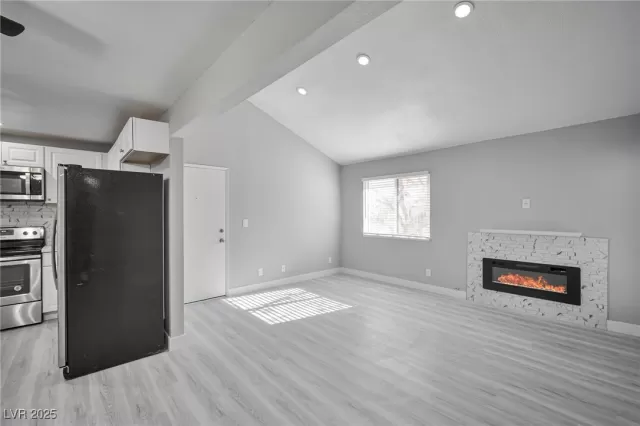 MLS: 2646220 Condo For Sale