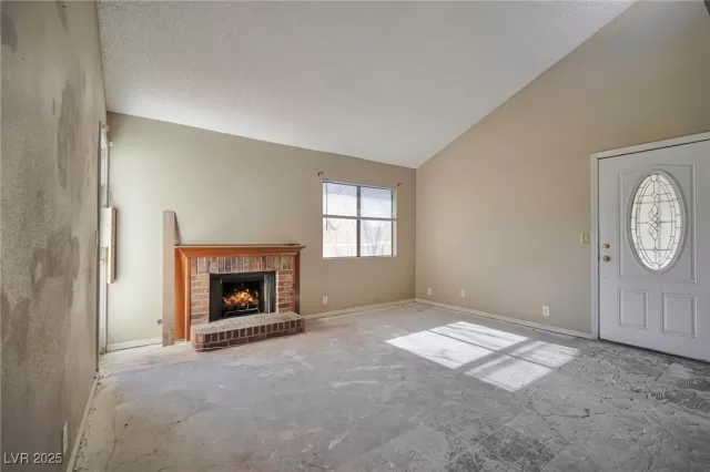 MLS: 2646247 Condo For Sale