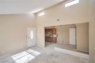 Photo #2: 2646247 Listing 