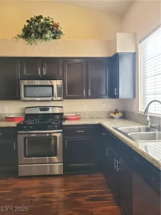 Photo #4: 2646262 Listing 