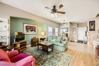 Photo #5: 2646327 Listing 