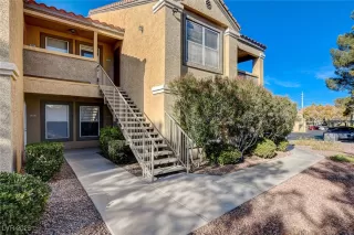 Photo #3: 2646342 Listing