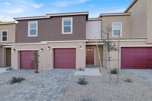 MLS: 2646343 Condo For Sale