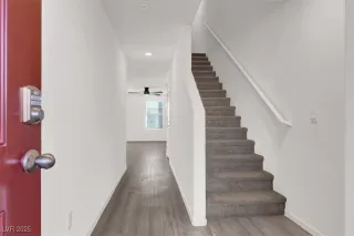 Photo #2: 2646343 Listing 