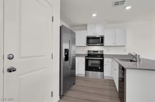 Photo #5: 2646343 Listing 