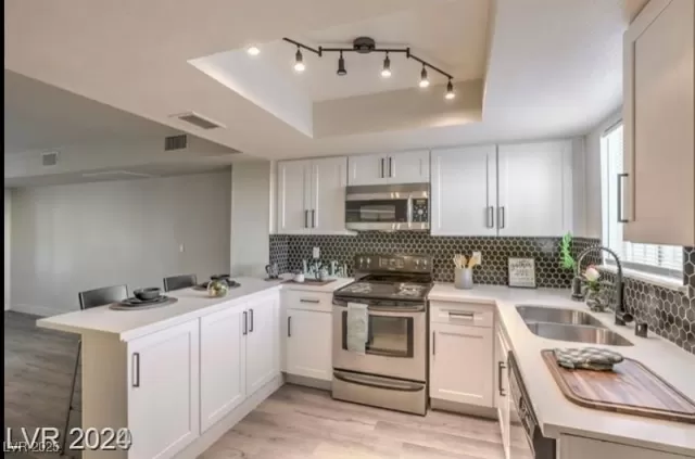 MLS: 2646358 Condo For Sale