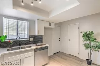 Photo #4: 2646358 Listing 