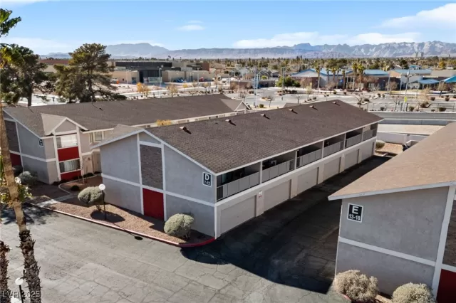 MLS: 2646378 Condo For Sale