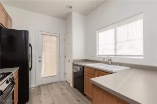 Photo #6: 2646387 Listing 