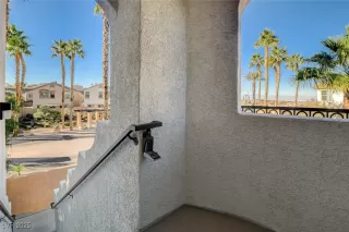 Photo #1: 2646389 Listing