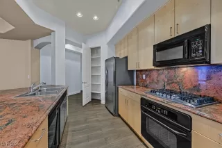 Photo #4: 2646398 Listing 