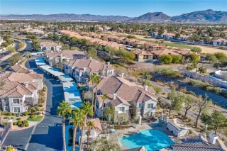 Photo #2: 2646425 Listing