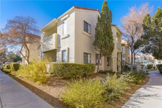 Photo #1: 2646432 Listing 