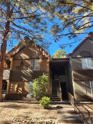 Photo #1: 2646454 Listing 
