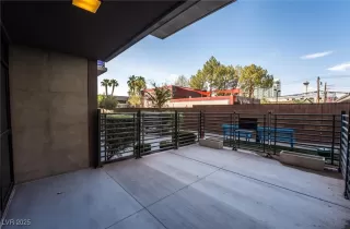 Photo #1: 2646501 Listing 