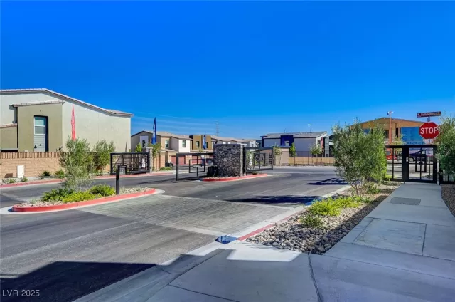 MLS: 2646569 Condo For Sale