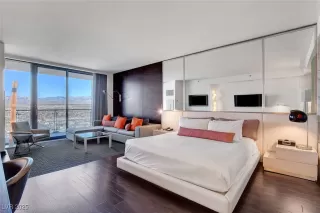 Photo #1: 2646630 Listing 