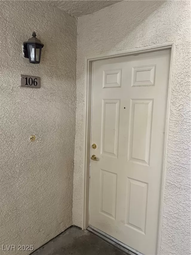 MLS: 2646649 Condo For Sale