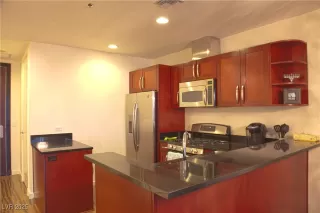 Photo #3: 2646650 Listing 