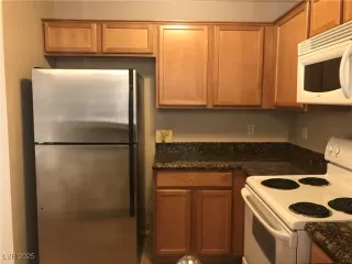 Photo #5: 2646652 Listing 