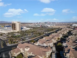 Photo #4: 2646676 Listing 