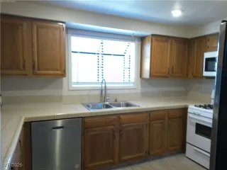 Photo #1: 2646683 Listing 