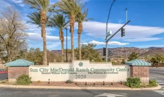 Photo #1: 2646685 Listing