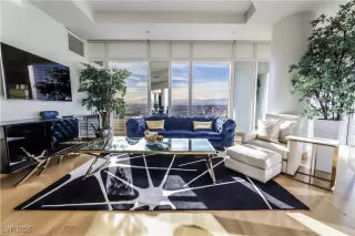 Photo #1: 2646688 Listing 