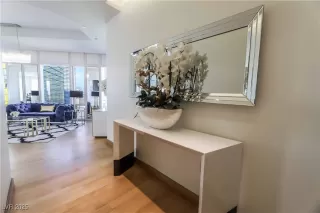 Photo #2: 2646688 Listing 