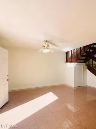 Photo #3: 2646707 Listing 